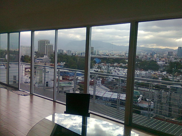PELÍCULA CERÁMICA CASI TRANSPARENTE